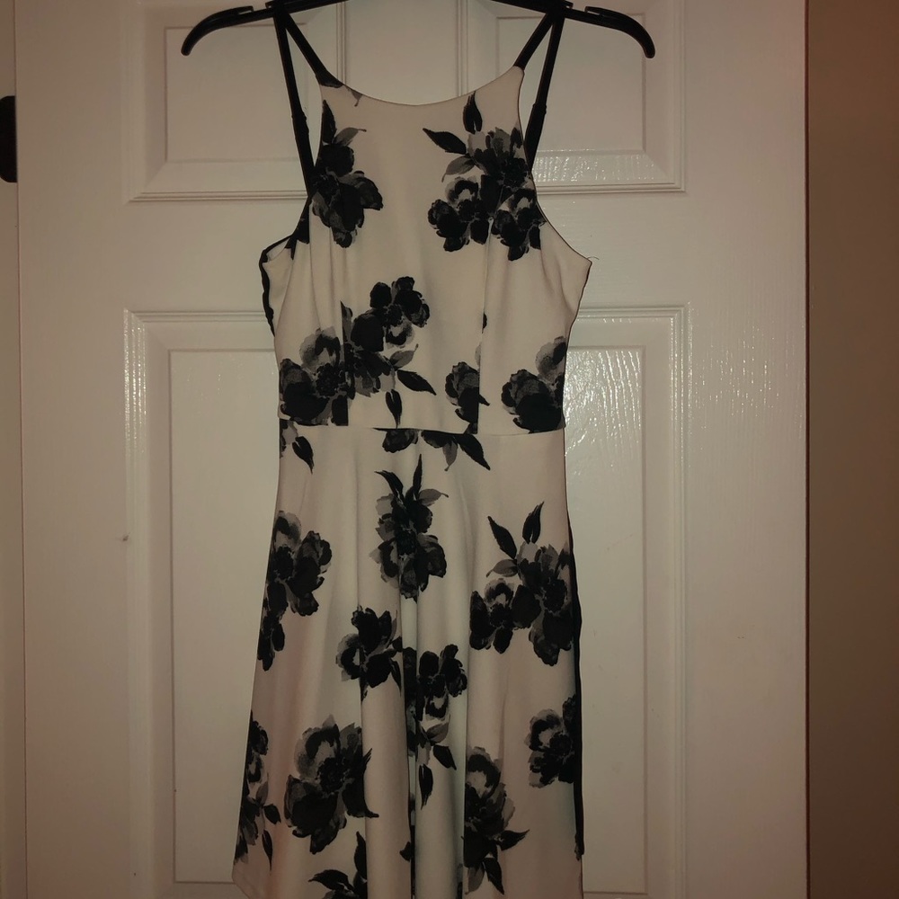 Speechless dinner dress w/pockets